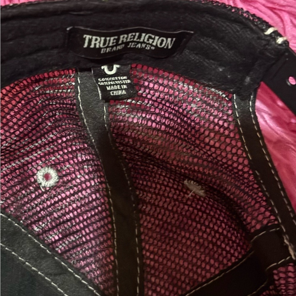 True Religion Trucker Logo Adjustable Cap - Picture 6 of 11